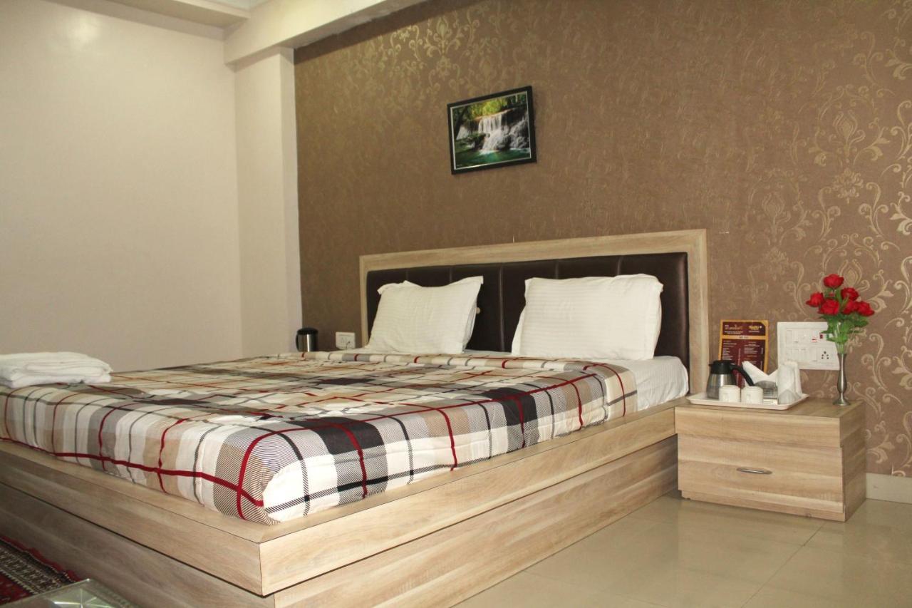 Hotel Anandam Kānker Extérieur photo