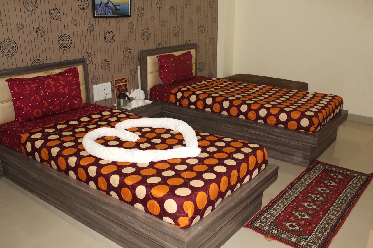 Hotel Anandam Kānker Extérieur photo